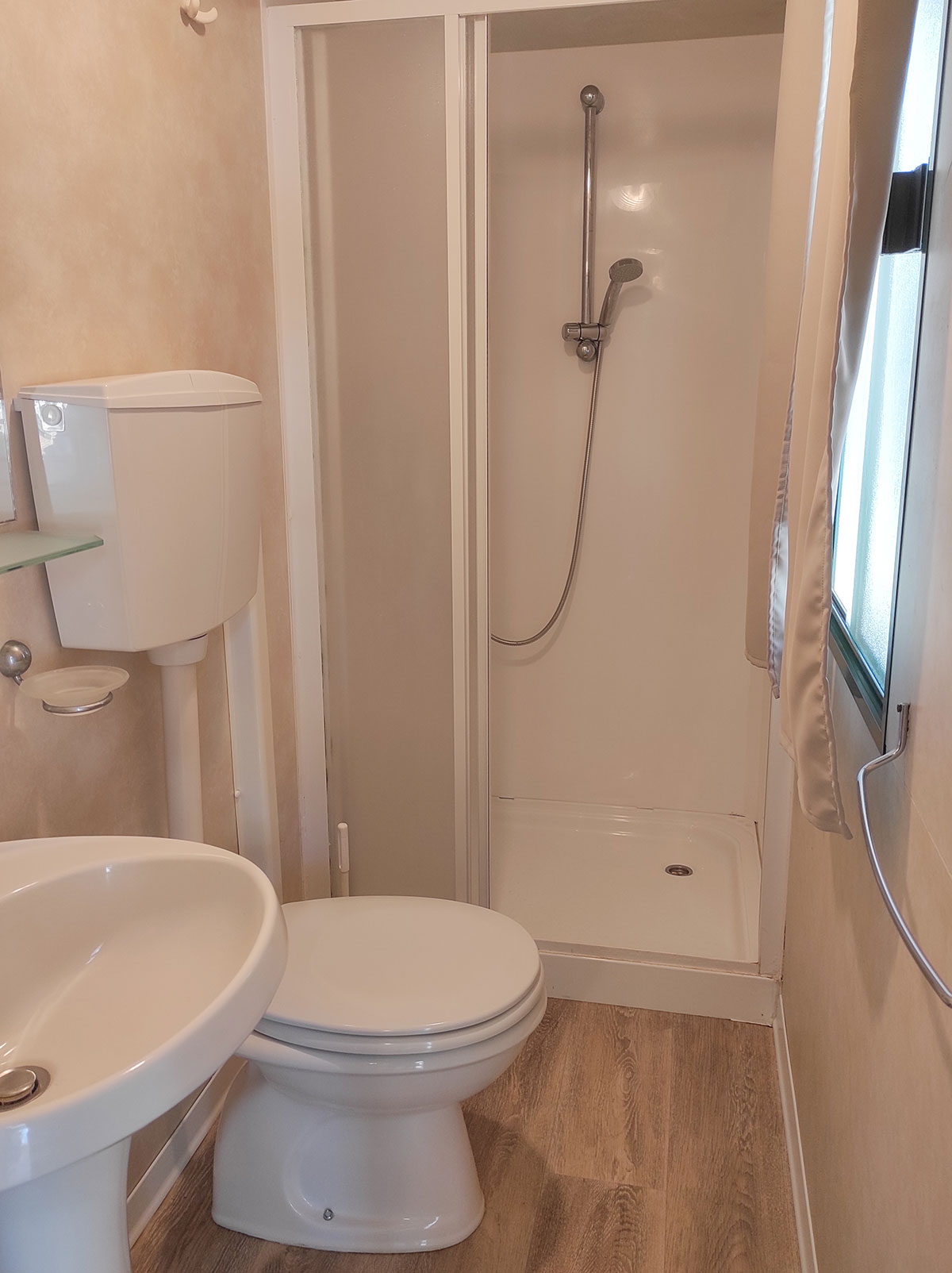 Pine & Sea mobile homes - Bathroom